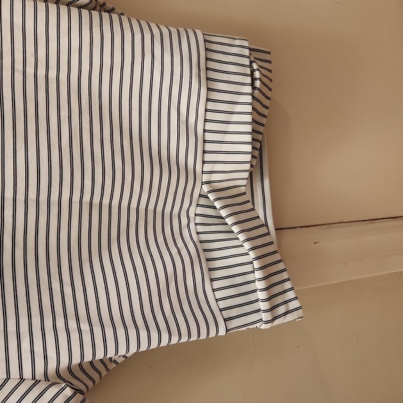 Dynamite crop top, size medium - Picture 3 of 4